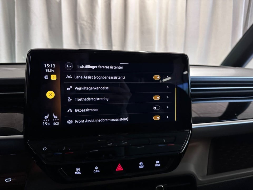 VW ID.Buzz 77 Pro Design SWB 5d