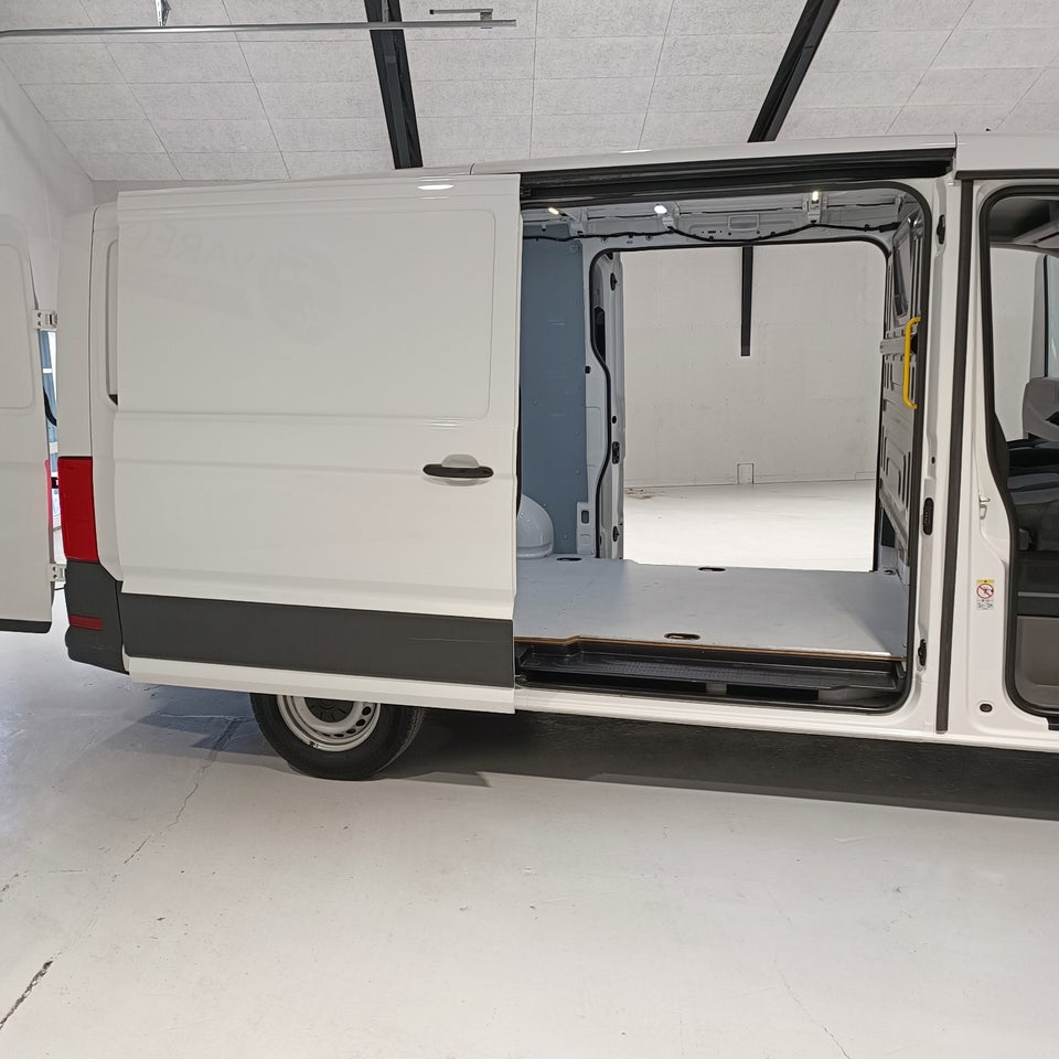 VW Crafter 35 2,0 TDi 140 Kassevogn L3H2