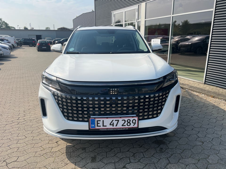 Navor E5 1,5 PHEV Rock 5d