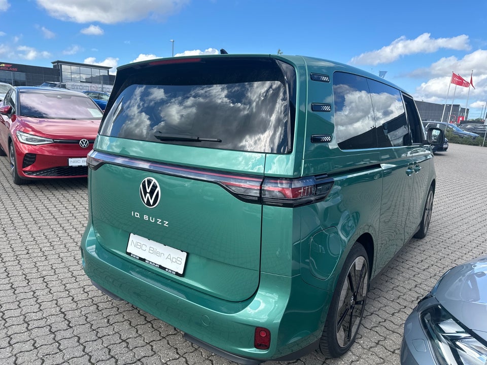 VW ID. Buzz 77 Style 75 Years Edition SWB 5d