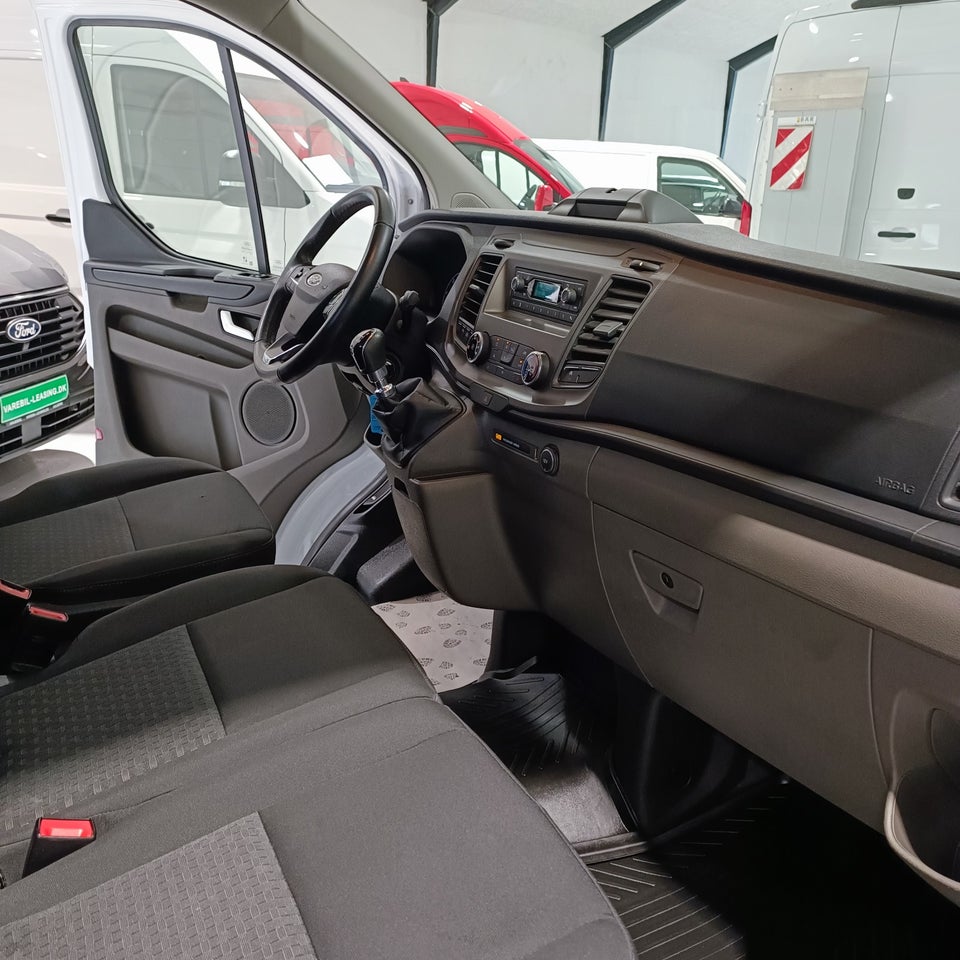 Ford Transit Custom 320 L2 2,0 TDCi 130 Trend