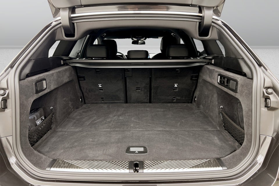 BMW i5 eDrive40 Touring Fully Charged 5d