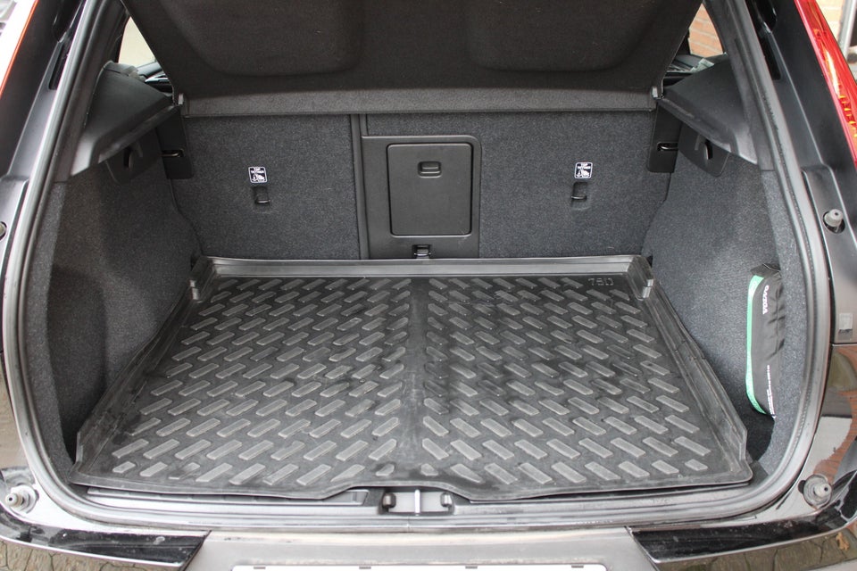 Volvo XC40 P6 ReCharge Ultimate 5d