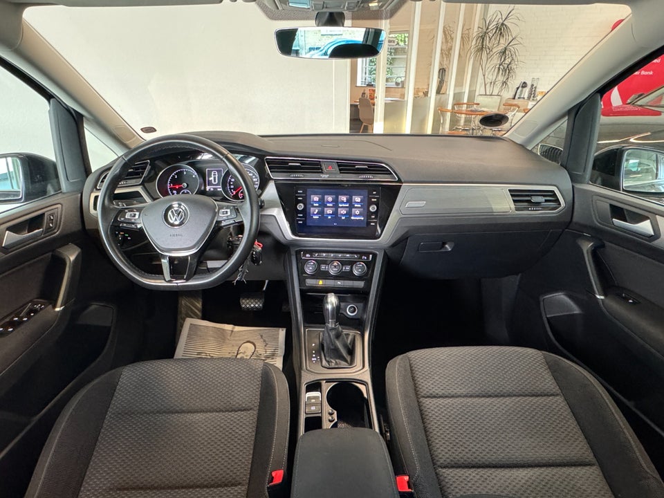 VW Touran 1,6 TDi 115 Comfortline DSG 7prs 5d