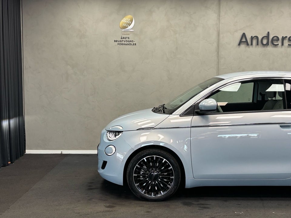 Fiat 500e 42 la Prima by Bocelli 3d