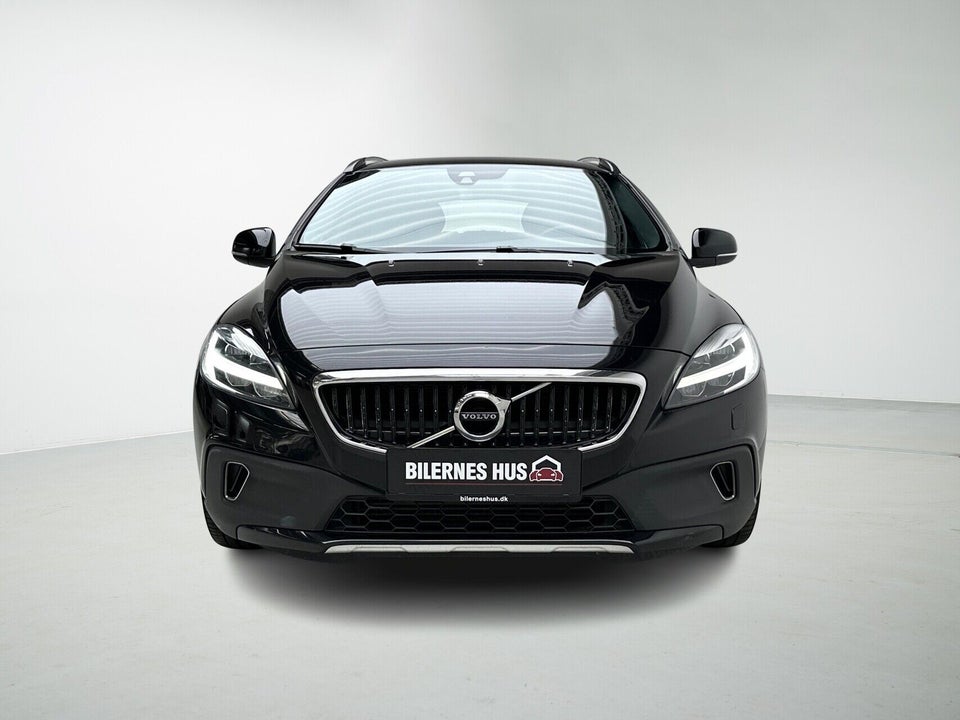 Volvo V40 CC 1,5 T3 152 aut. 5d