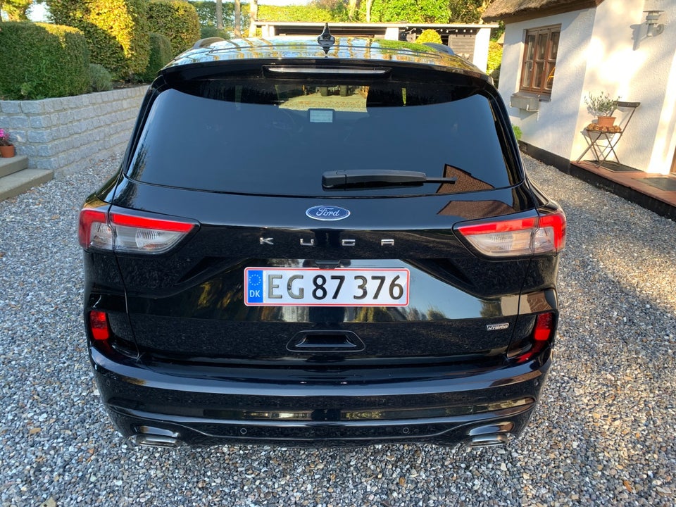 Ford Kuga 2,5 PHEV ST-Line X CVT 5d