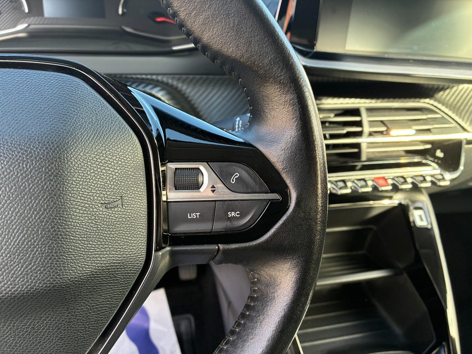 Peugeot 208 1,2 PureTech 100 Active 5d