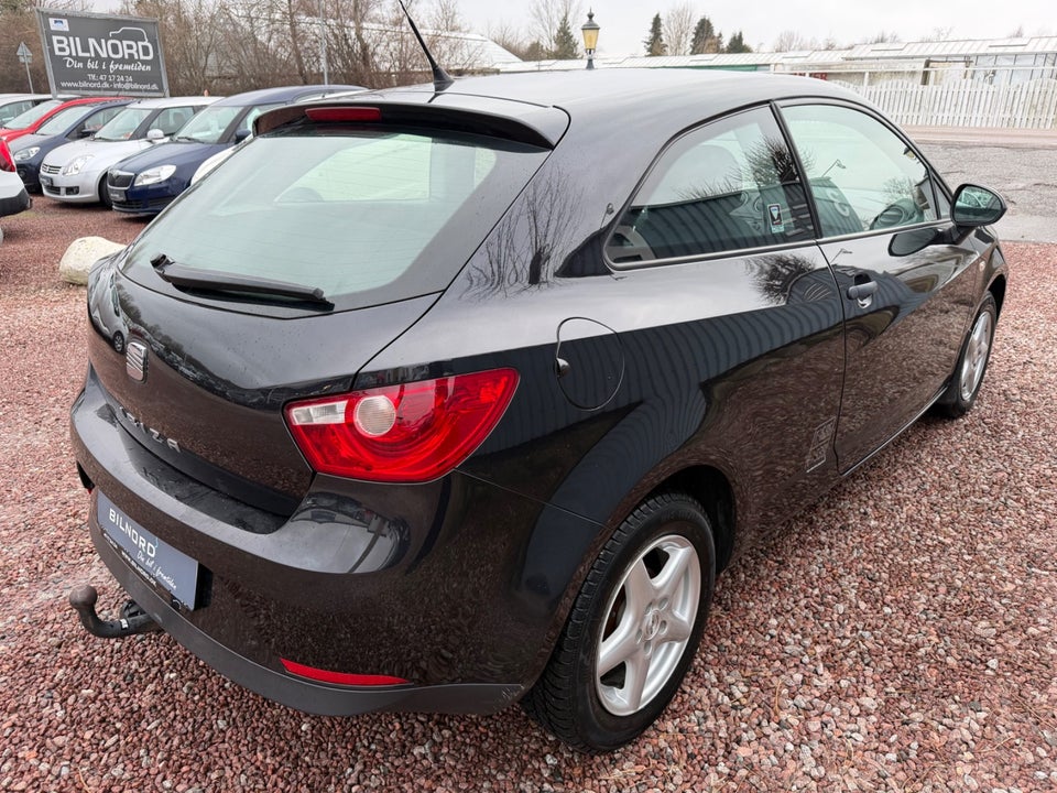 Seat Ibiza 1,2 TDi 75 Reference SC Van 3d