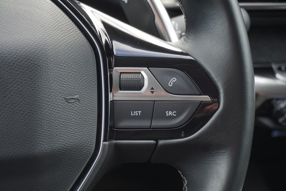 Peugeot 3008 1,6 Hybrid Allure Pack EAT8 5d