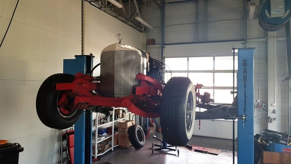 Excalibur SS 7,4 Roadster aut. 2d