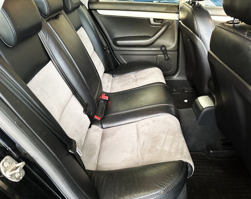 Audi A4 2,0 TFSi Avant quattro 5d