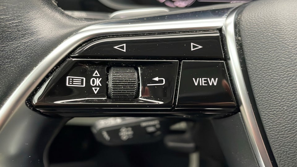 Audi Q8 e-tron 55 Prestige quattro 5d