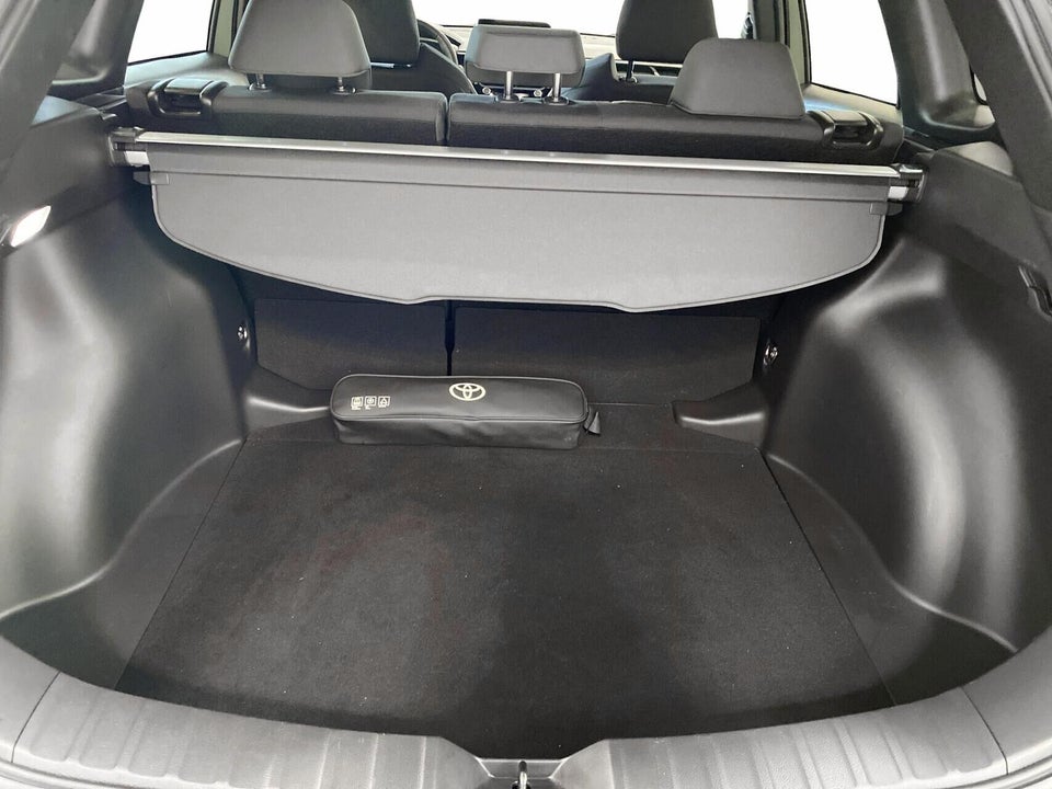 Toyota Corolla Cross 1,8 Hybrid Style Comfort CVT 5d