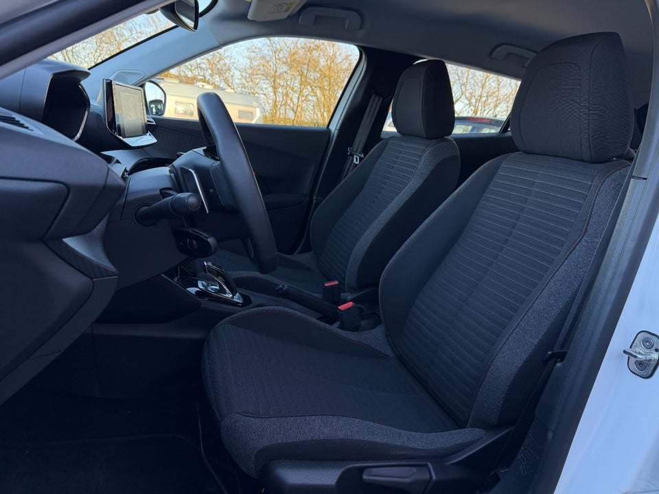 Peugeot 2008 1,2 PureTech 130 Active Pack EAT8 5d