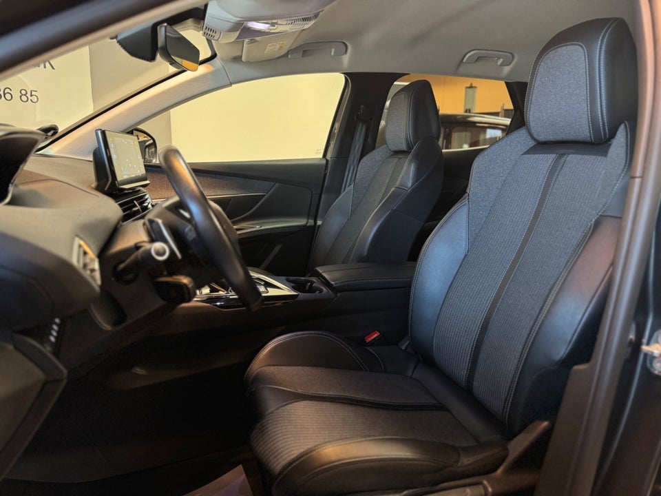 Peugeot 3008 1,6 Hybrid Allure Pack EAT8 5d