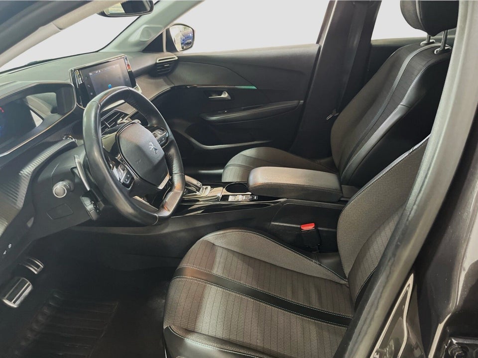 Peugeot 208 1,2 PureTech 100 Allure Pack EAT8 5d