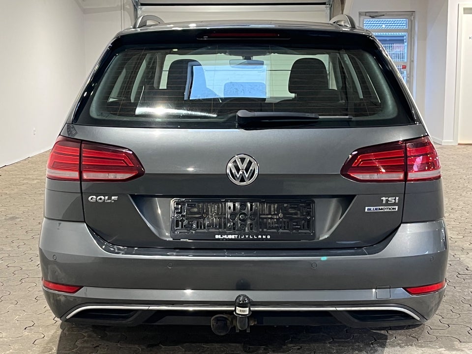 VW Golf VII 1,5 TSi 130 Comfortline Variant 5d