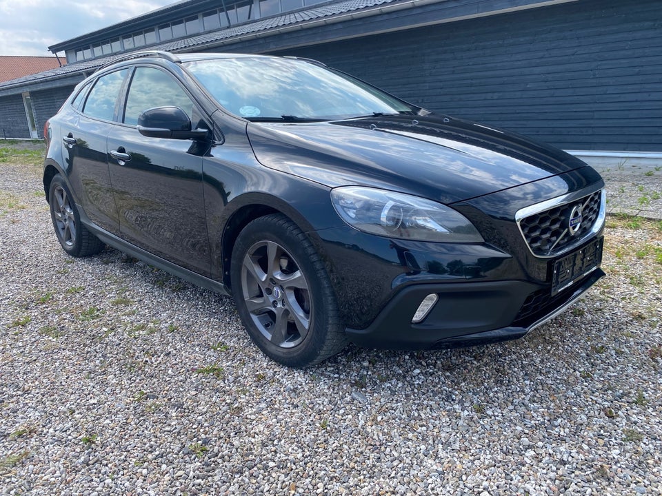 Volvo V40 CC 1,6 D2 115 Kinetic 5d