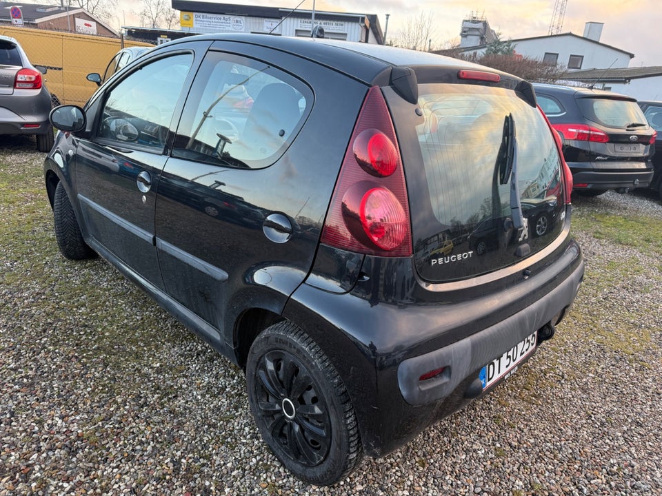 Peugeot 107 1,0 Active 5d