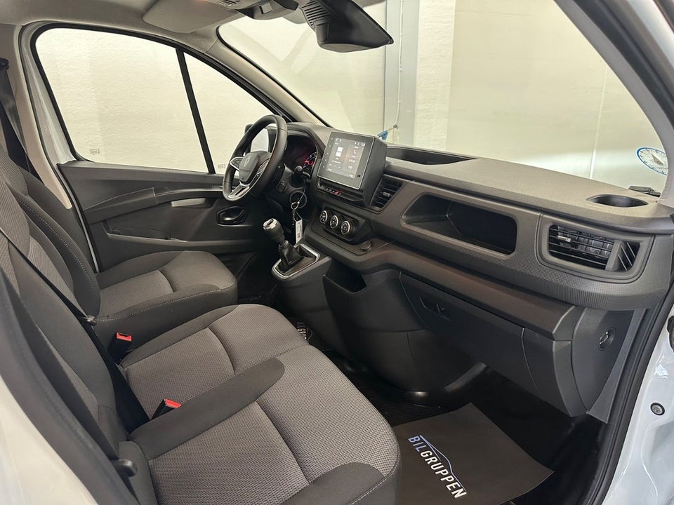 Renault Trafic 2,0 dCi 130 L2H1 Tekno