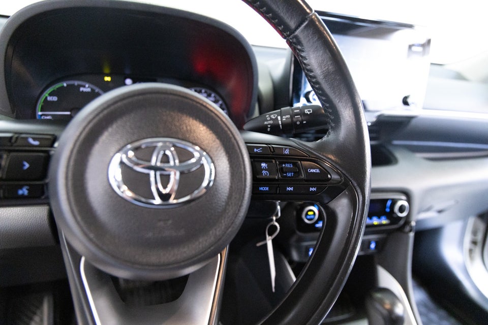 Toyota Yaris 1,5 Hybrid H3 e-CVT 5d