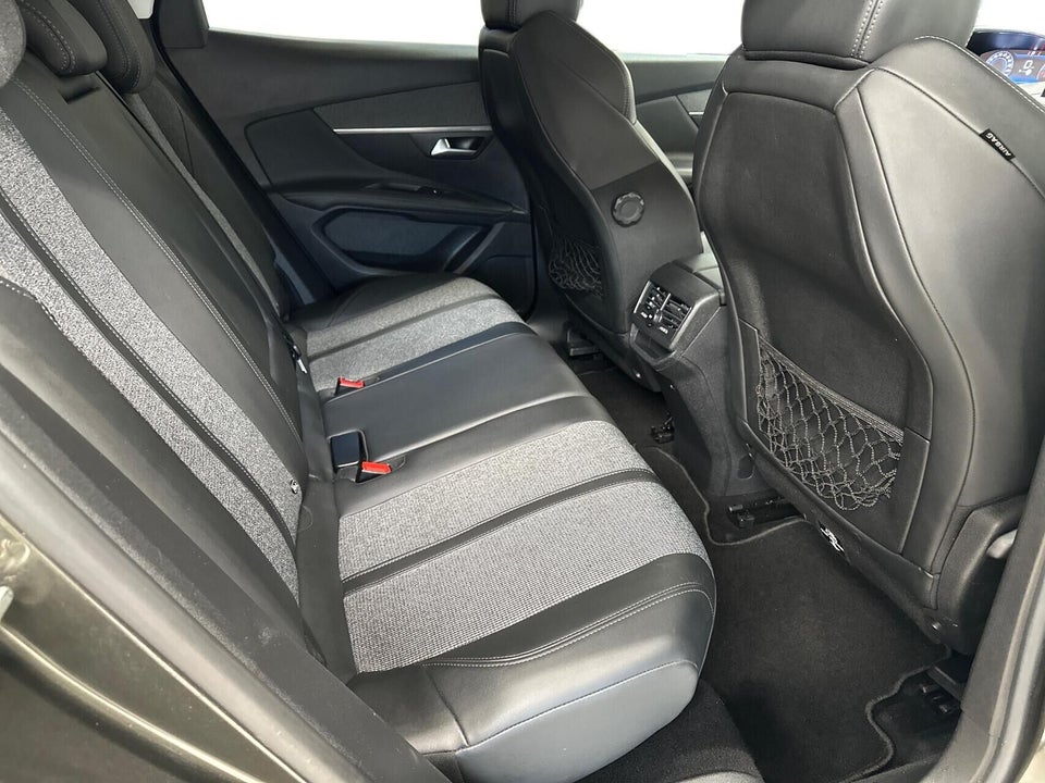 Peugeot 3008 1,5 BlueHDi 130 Allure EAT8 5d