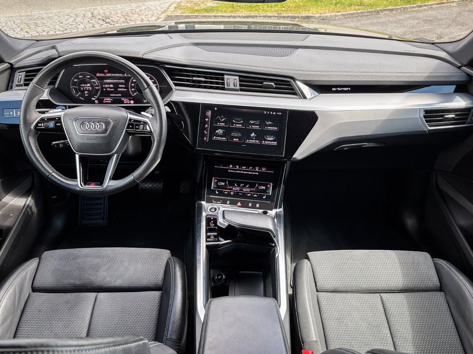Audi e-tron 55 S-line Sportback quattro 5d