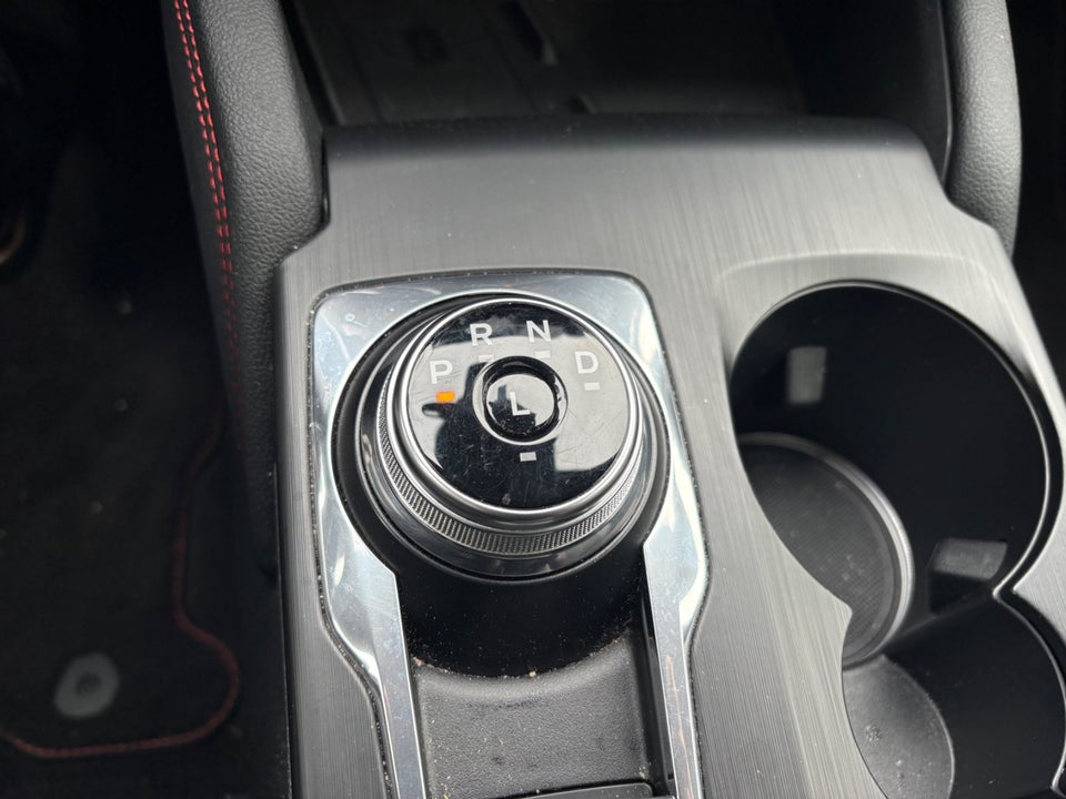 Ford Kuga 2,5 HEV ST-Line X CVT 5d