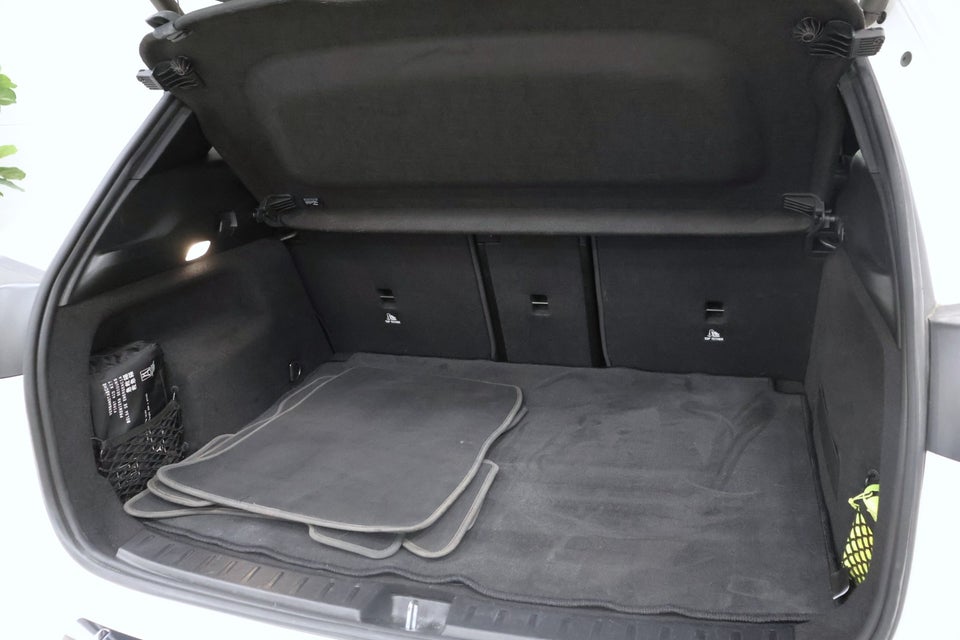 Mercedes EQA300 Progressive 4Matic 5d