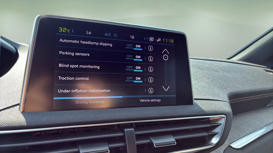Peugeot 3008 1,6 Hybrid4 GT EAT8 5d