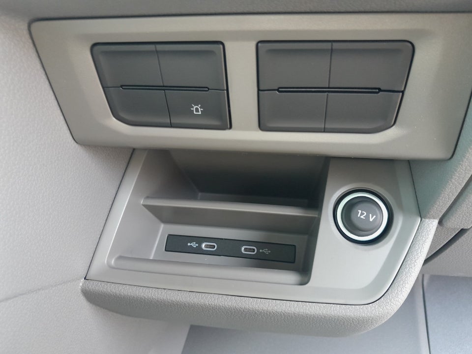 MAN TGE 2,0 3.180 Kassevogn L3H3 aut. FWD