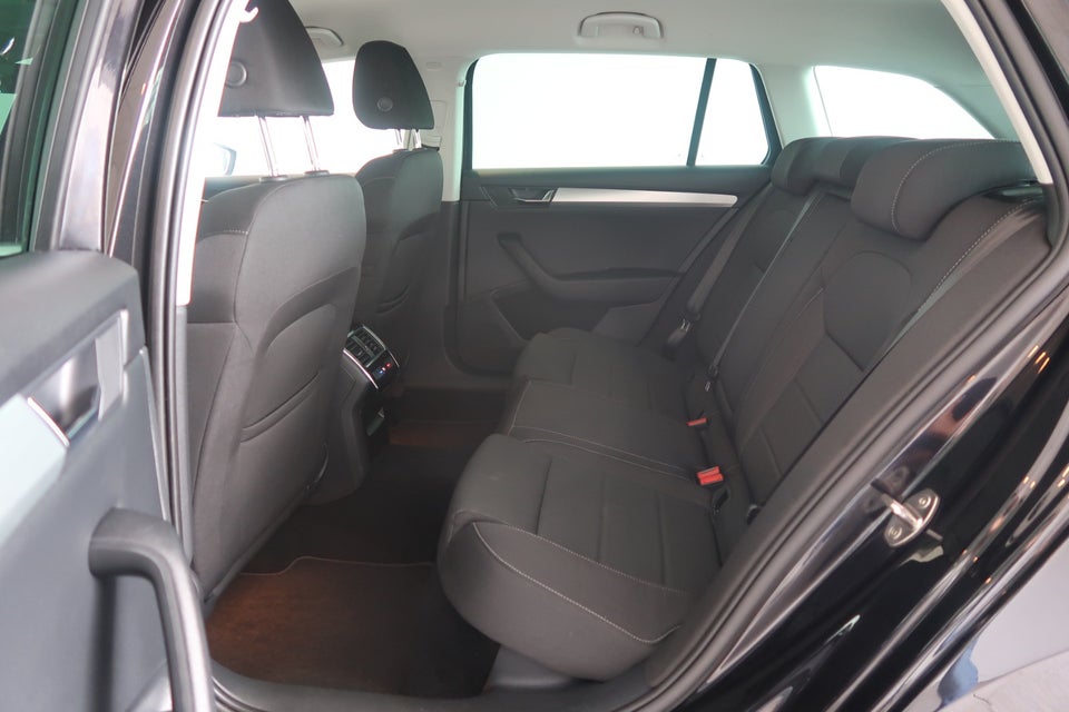 Skoda Superb 1,4 TSi 150 Ambition Combi DSG 5d