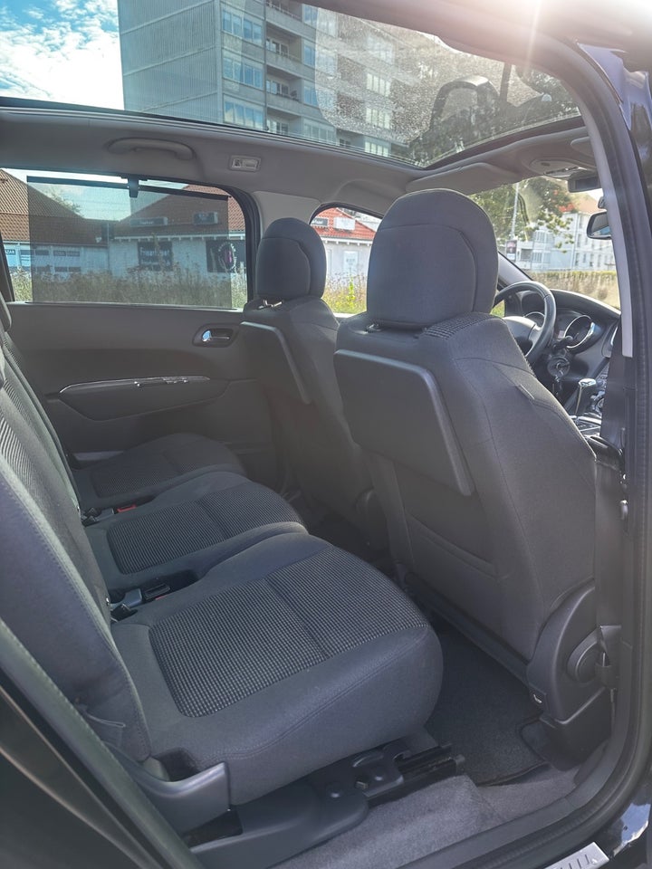 Peugeot 5008 1,6 e-HDi 114 Motion+ ESG 7prs 5d
