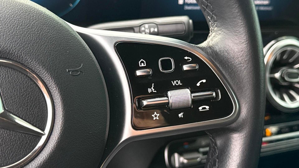 Mercedes EQA250+ Progressive 5d