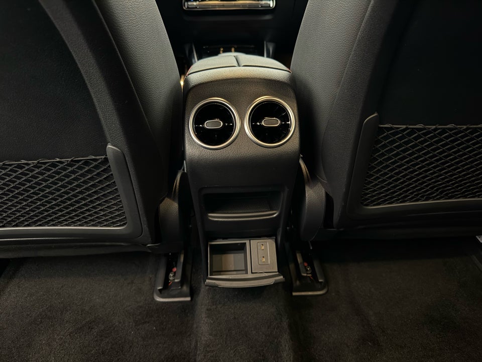 Mercedes EQB300 AMG Line 4Matic 7prs 5d