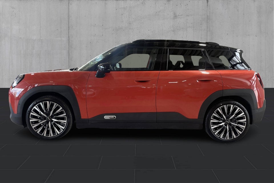 MINI Aceman E Favoured Trim M 5d