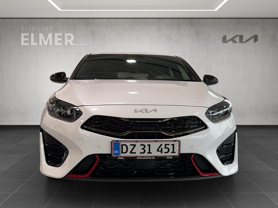 Kia ProCeed 1,6 T-GDi GT DCT 5d