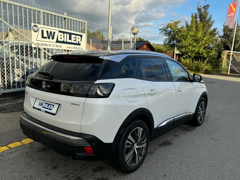 Peugeot 3008 1,6 Hybrid First Selection EAT8 5d