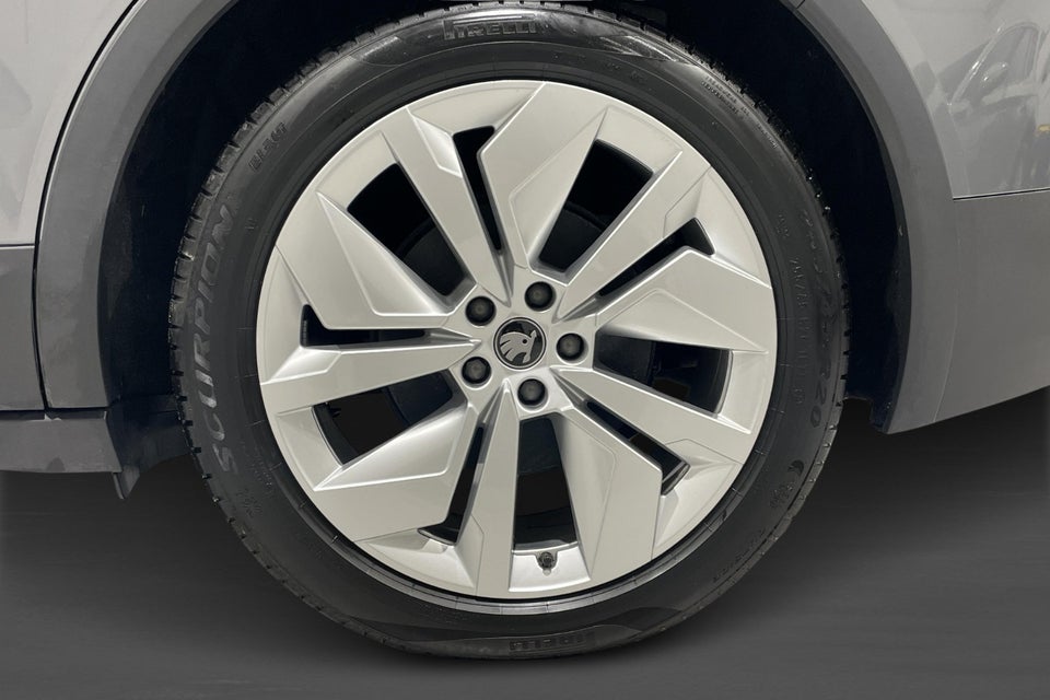 Skoda Elroq 85 iV Lodge 5d