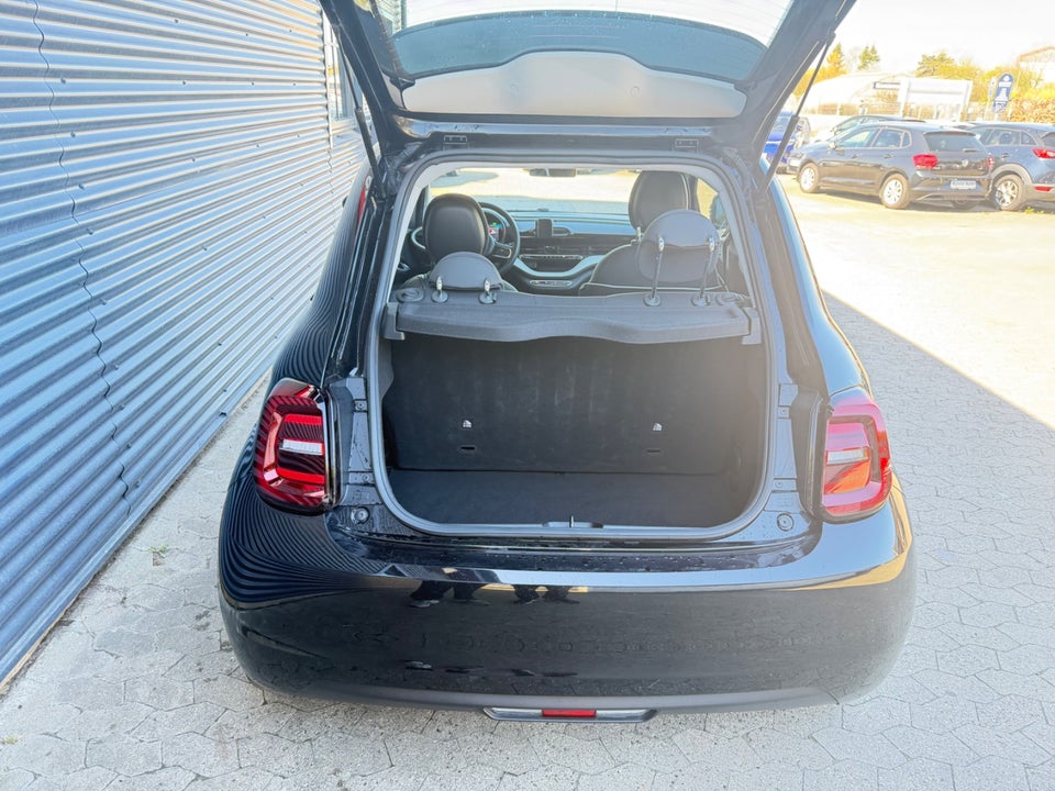 Fiat 500e 24 Action 3d