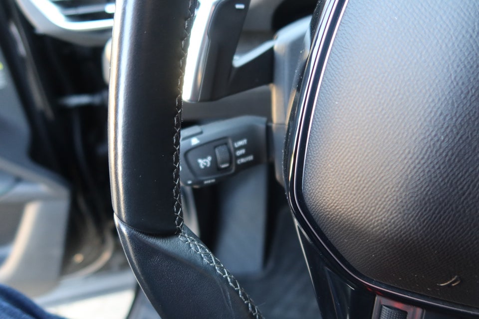 Peugeot 3008 1,6 Hybrid Allure Limited EAT8 5d