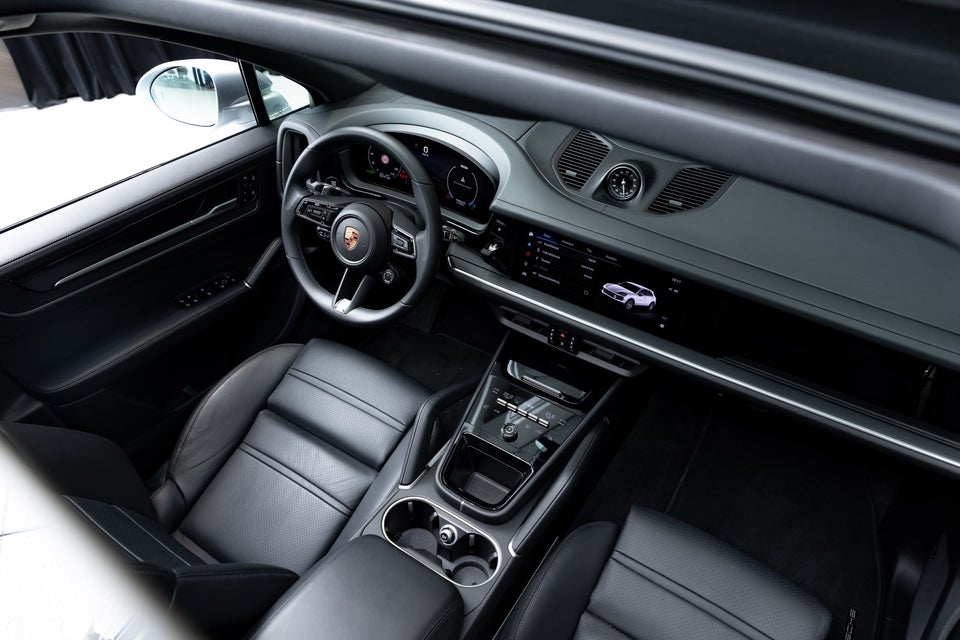 Porsche Cayenne 3,0 E-Hybrid Tiptr. 5d