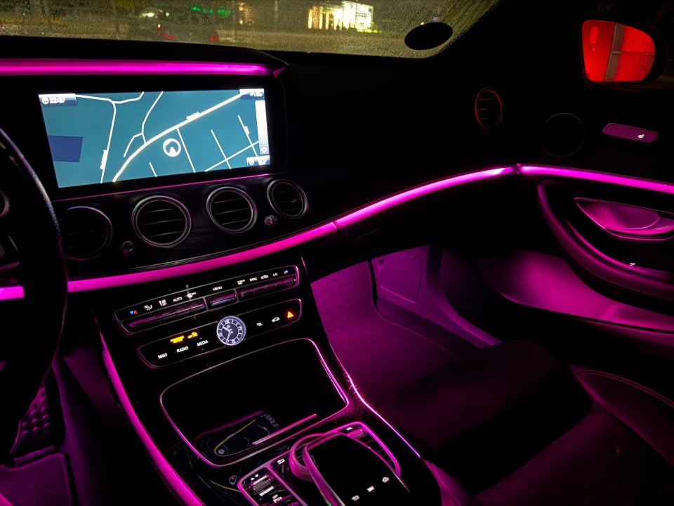 Mercedes E220 d 2,0 AMG Line stc. aut. 5d