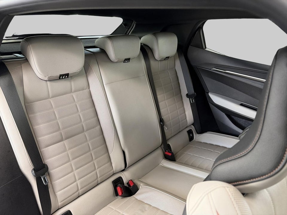 Renault Megane E-Tech 60 Iconic 5d