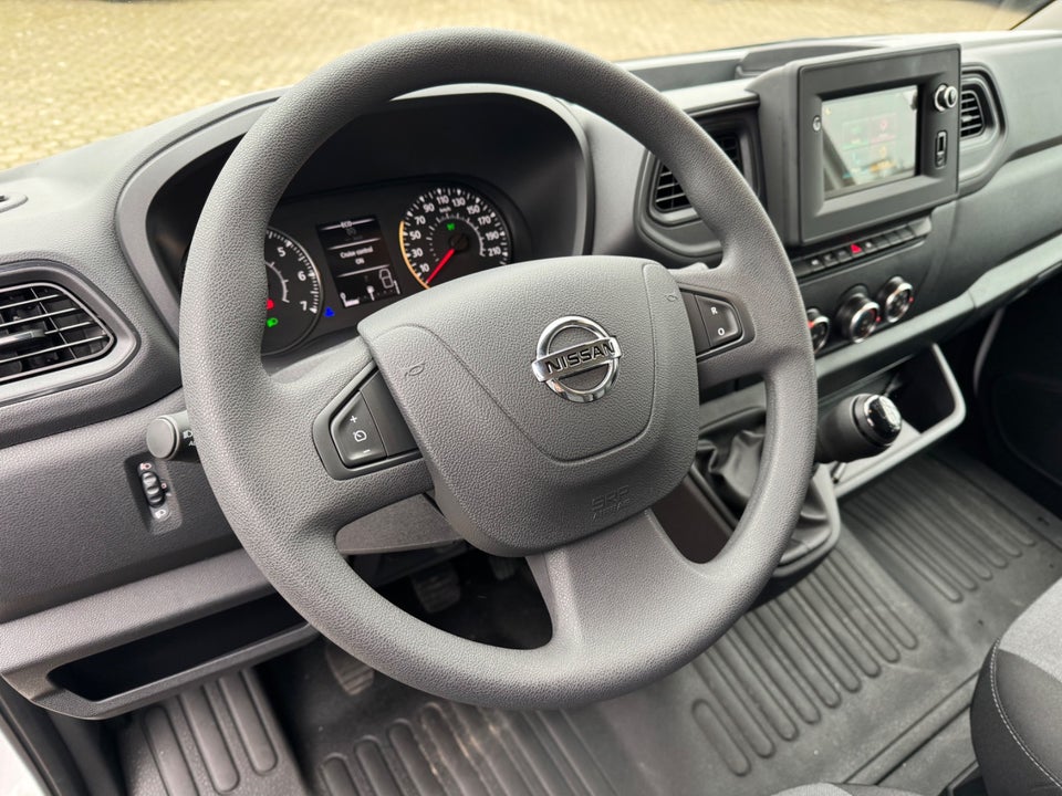 Nissan Interstar 2,0 dCi 150 L2H2 N-Connecta Van