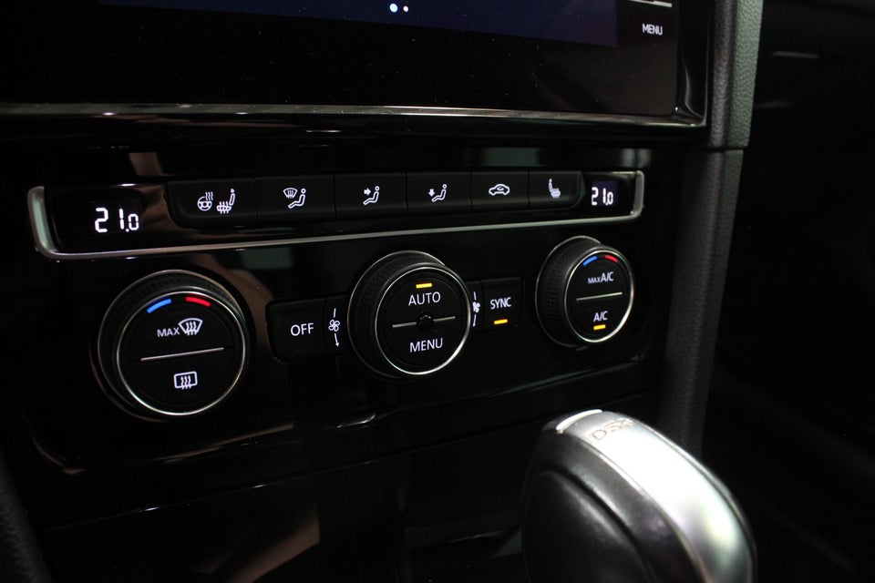 VW Golf VII 1,5 TSi 150 Highline Variant DSG 5d