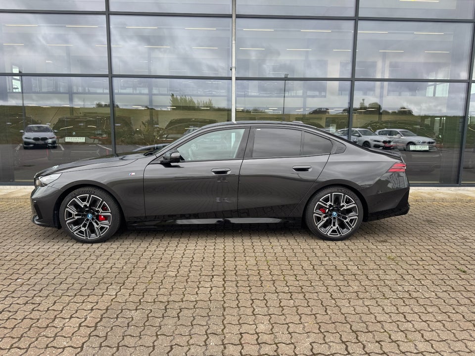 BMW i5 eDrive40 M-Sport Pro 4d