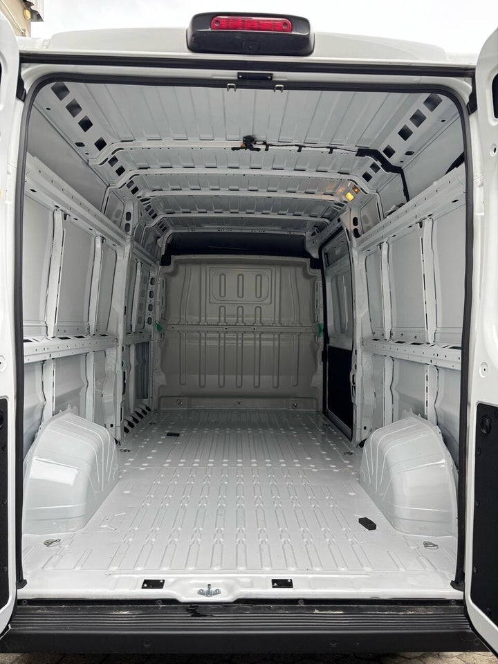 Fiat Ducato 35 Maxi 2,2 MJT 140 Kassevogn L3H2 Pro aut.