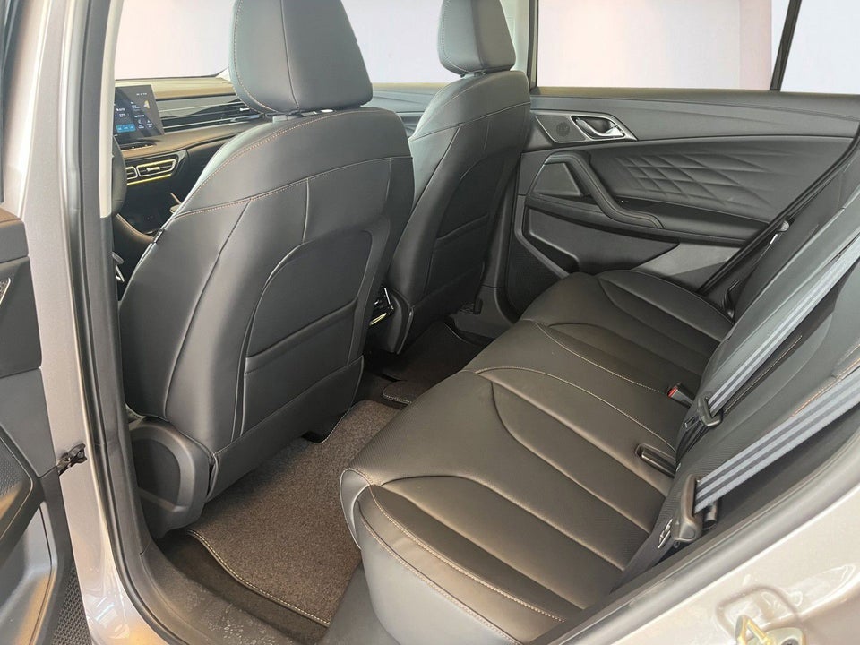 MG HS 1,5 PHEV Luxury 5d